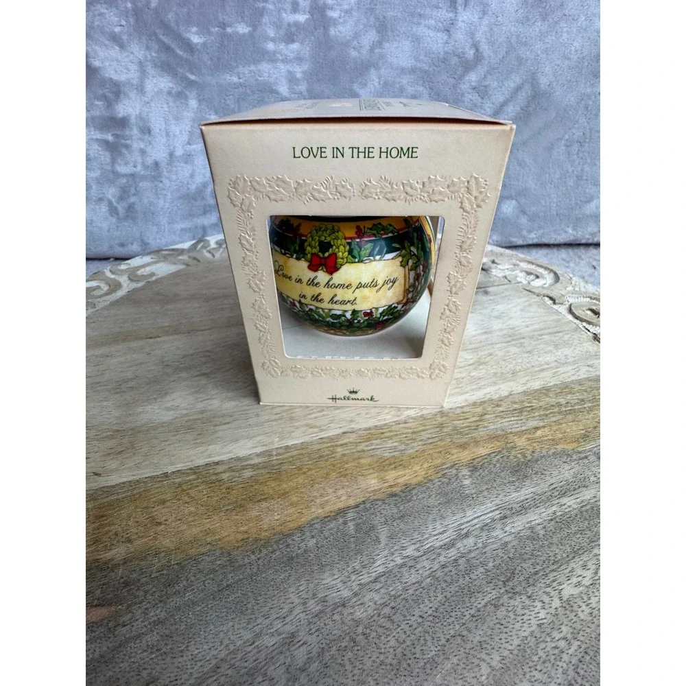 Hallmark Keepsake Ornament 1981 Love in‎ the Home Vintage Satin Silk Ball Boxed